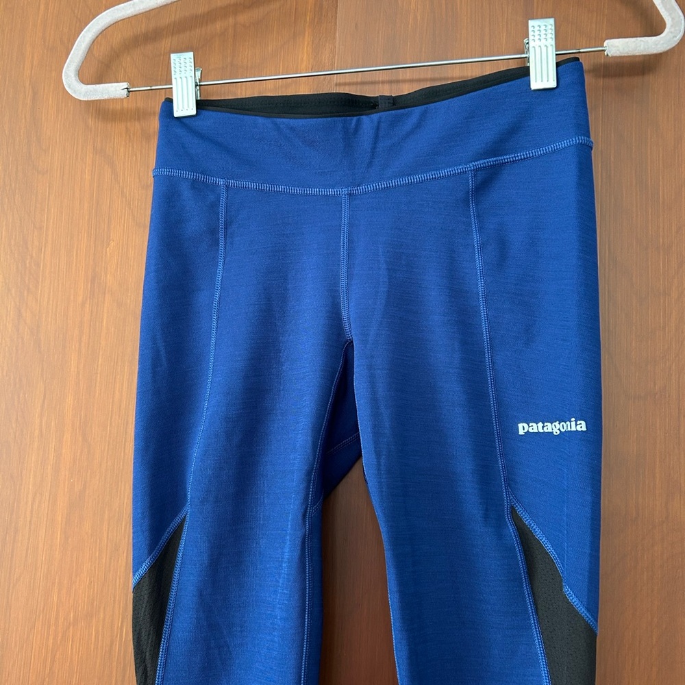 NWT Patagonia Blue and Black Endless Run Tights - Picture 7 of 7